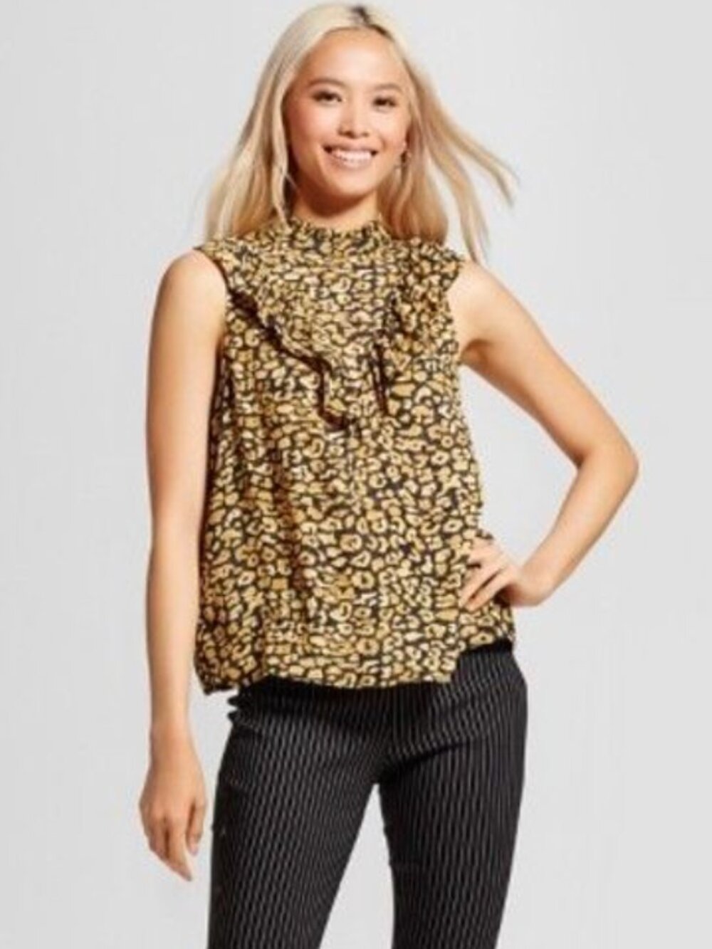 Who What Wear Leopard Print Ruffle Neck Sleeveless Top Size Large